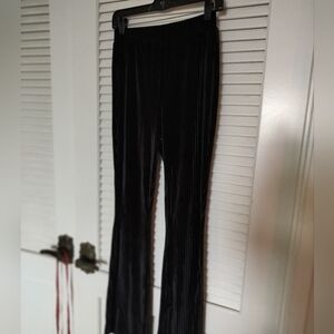 Women's Flare Black Velvety Ribbed Leggings Size Medium Tall Girl Friendly